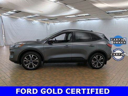 Certified 2022 Ford Escape SE w/ SE Sport Appearance Package image 4