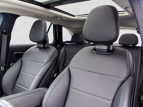 Certified 2026 Mercedes-Benz GLC 300 4MATIC image 12