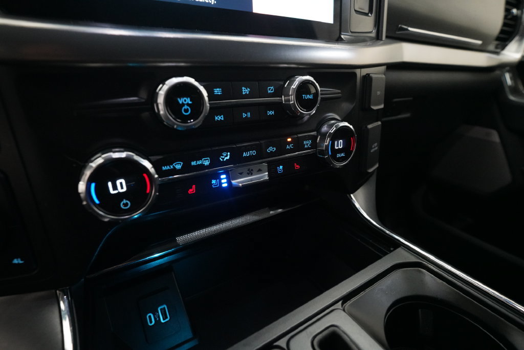 Used 2021 Ford F150 Lariat AWD/4WD image 20
