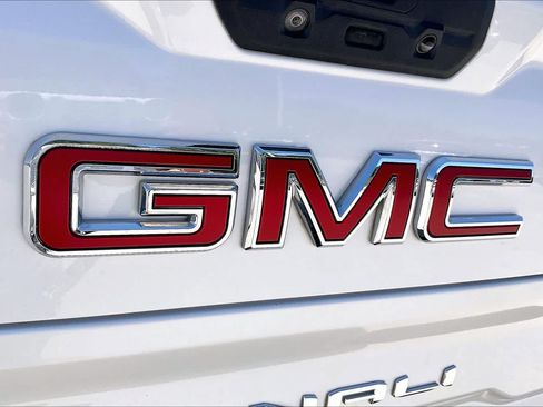 Used 2021 GMC Sierra 1500 Denali AWD/4WD image 31