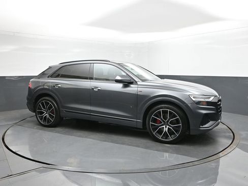 Used 2019 Audi Q8 Premium Plus w/ Premium Plus image 17