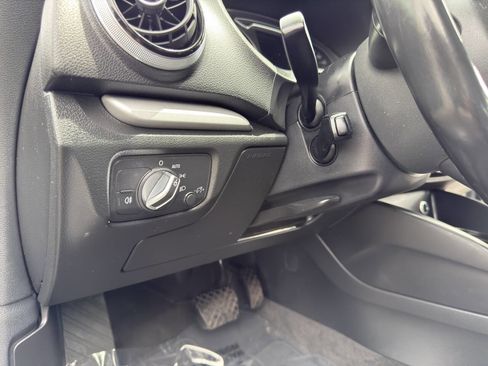 Used 2016 Audi A3 e-tron Premium w/ Audi MMI Navigation Plus image 18