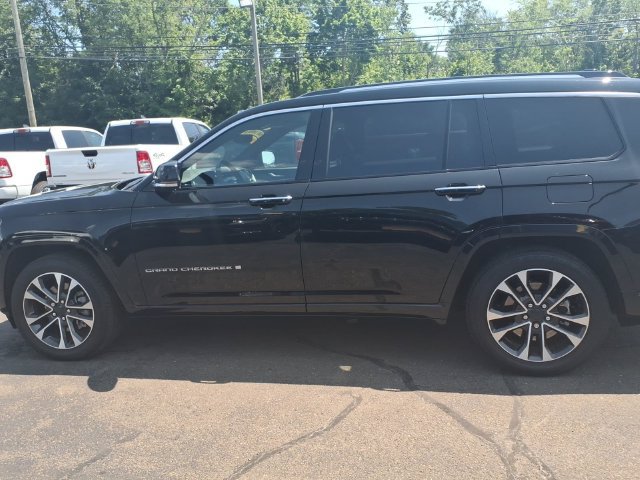 Used 2023 Jeep Grand Cherokee L Overland AWD/4WD image 9