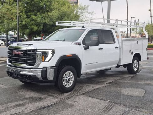 New 2026 GMC Sierra 2500 Pro w/ Convenience Package RWD image 9