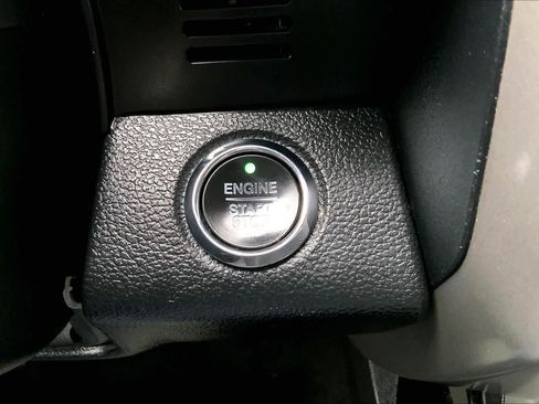 Used 2020 Ford F150 Lariat w/ Equipment Group 502A Luxury AWD/4WD image 36