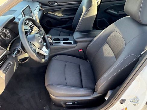 Certified 2025 Nissan Altima 2.5 SV image 29