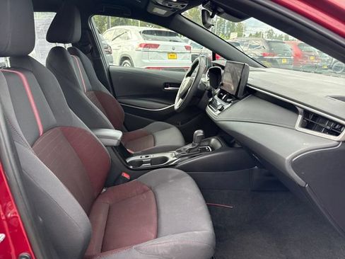 Used 2024 Toyota Corolla SE FWD image 9