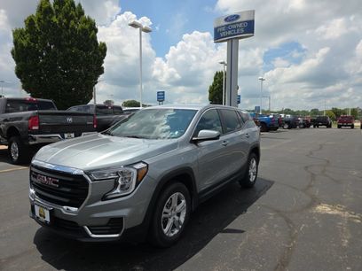 Used 2024 GMC Terrain SLE