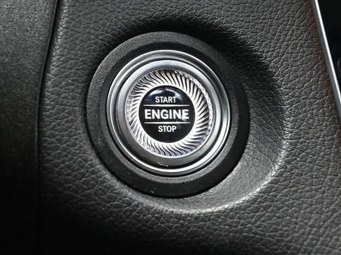 Used 2022 Mercedes-Benz GLC 300 GLC 300 image 28