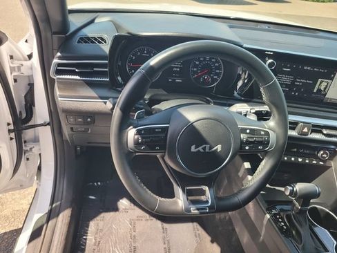 Used 2024 Kia K5 GT FWD image 30