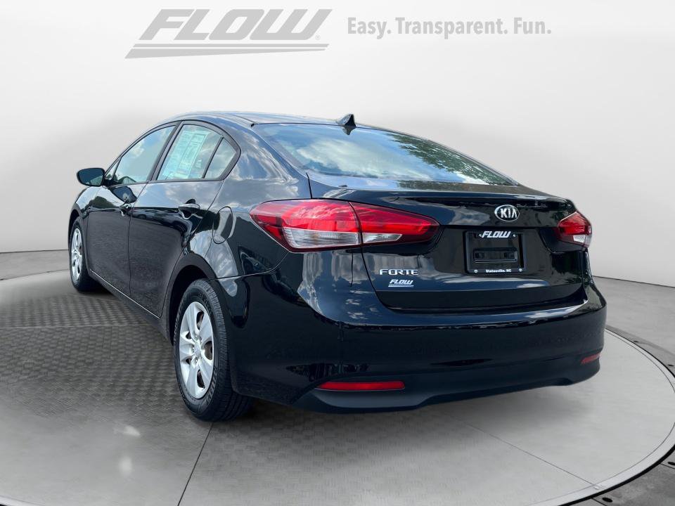 Used 2017 Kia Forte LX FWD image 6