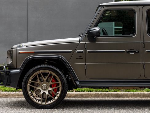 Used 2025 Mercedes-Benz G 63 AMG 4MATIC w/ Night Package Magno image 30