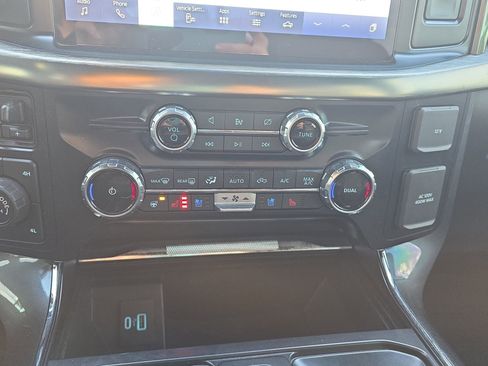 Used 2023 Ford F150 Lariat image 23