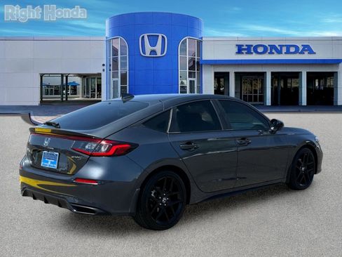 Certified 2025 Honda Civic Sport image 9