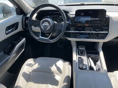 Certified 2023 Nissan Pathfinder SL w/ SL Premium Package AWD/4WD image 11