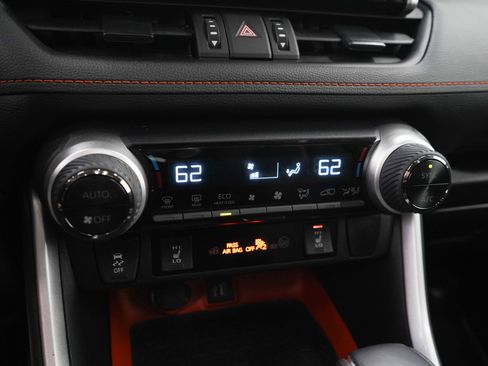 Used 2024 Toyota RAV4 Adventure w/ Convenience Package image 22