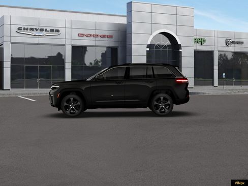 New 2026 Jeep Grand Cherokee Limited AWD/4WD image 3