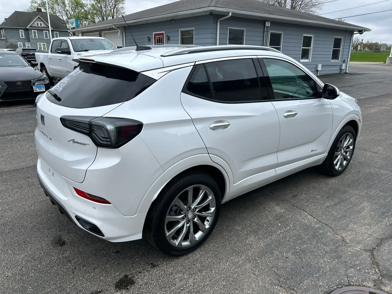 Used 2024 Buick Encore GX Avenir w/ Avenir Technology Package AWD/4WD image 4