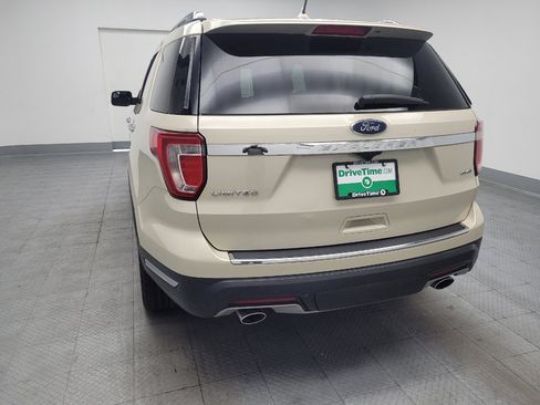 Used 2018 Ford Explorer Limited AWD/4WD image 6