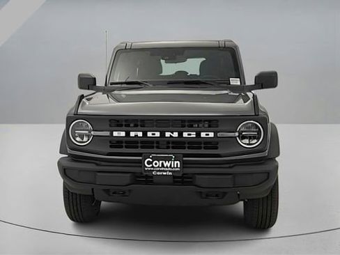 New 2025 Ford Bronco 4-Door AWD/4WD image 2