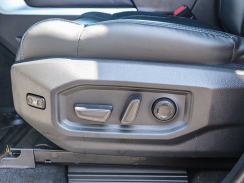 Used 2024 Toyota Tundra Platinum w/ TRD Off-Road Package AWD/4WD image 28