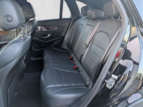 Used 2018 Mercedes-Benz GLC 350e 4MATIC image 18