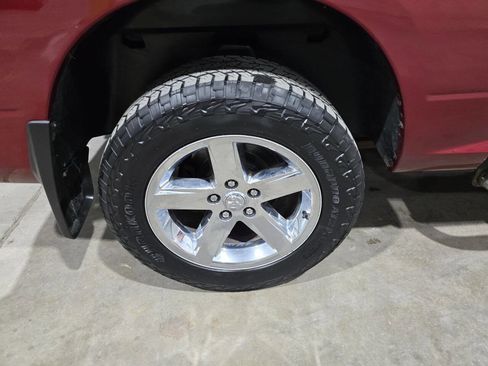 Used 2015 RAM 1500 Express image 24