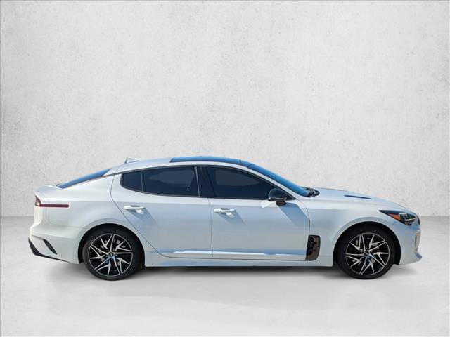 Used 2022 Kia Stinger GT-Line w/ Sun & Sound Package RWD image 4