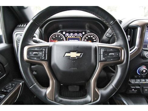Used 2023 Chevrolet Silverado 2500 High Country image 14