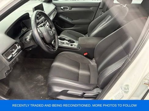 Used 2023 Honda Civic Sport image 5