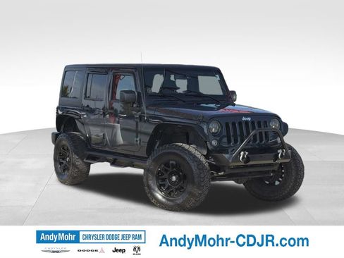 Used 2016 Jeep Wrangler Unlimited Rubicon w/ Connectivity Group AWD/4WD image 1