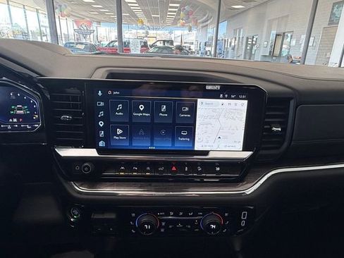 Used 2024 Chevrolet Silverado 1500 LTZ AWD/4WD image 21