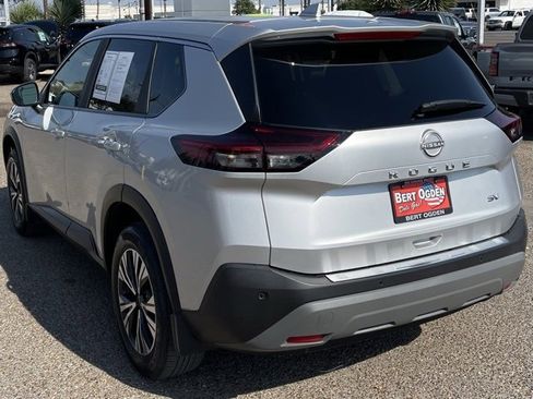 Certified 2023 Nissan Rogue SV image 5