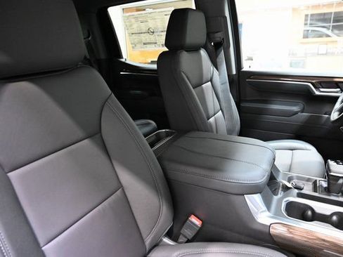 New 2026 Chevrolet Silverado 1500 RST w/ RST All Star Premium Package image 11