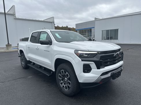New 2026 Chevrolet Colorado Z71 w/ Z71 Convenience Package 2 image 3