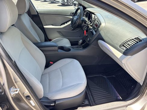 Used 2012 Kia Optima LX FWD image 27