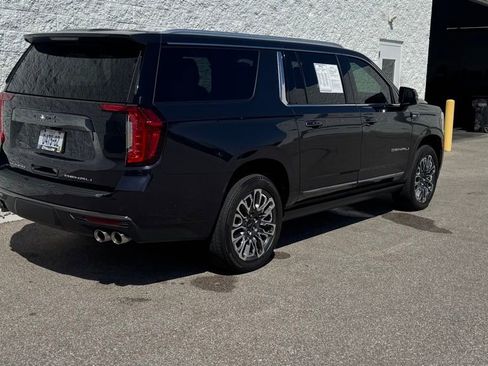 Used 2023 GMC Yukon XL Denali Ultimate image 7
