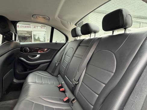 Used 2016 Mercedes-Benz C 300 4MATIC Sedan image 20