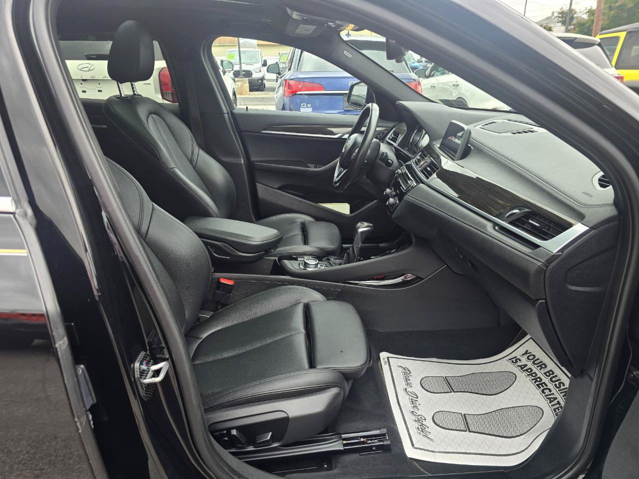Used 2018 BMW X2 xDrive28i w/ Convenience Package AWD/4WD image 17