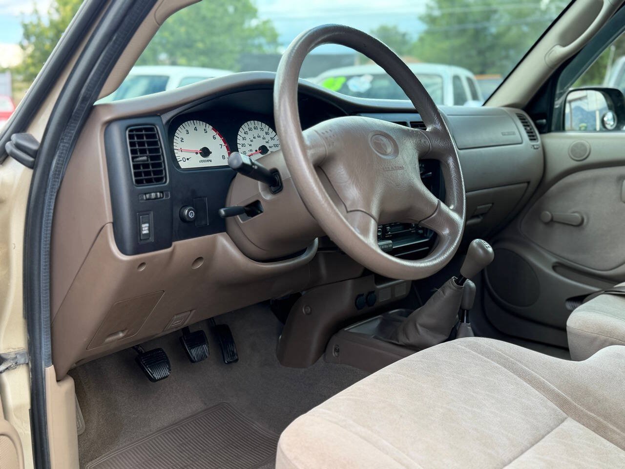 Used 2004 Toyota Tacoma 4x4 Xtracab image 23