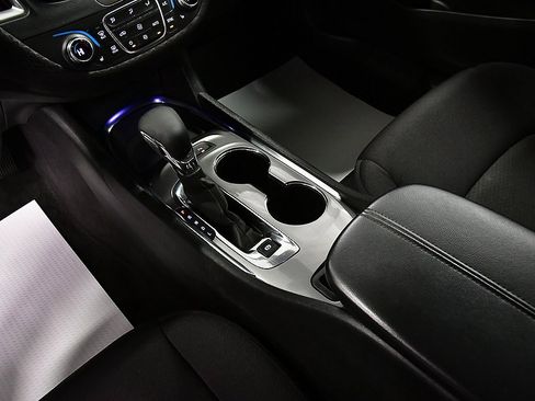 Used 2024 Chevrolet Malibu LT image 21