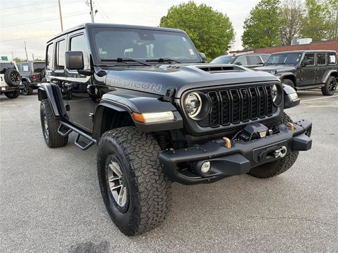 Used 2024 Jeep Wrangler Unlimited Rubicon 392 image 4