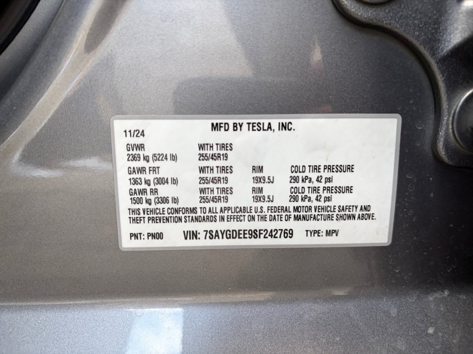 Used 2025 Tesla Model Y Long Range AWD/4WD image 31