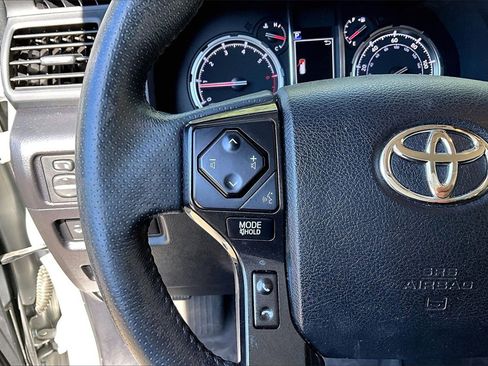 Used 2021 Toyota 4Runner TRD Off-Road Premium w/ Moonroof Package image 10