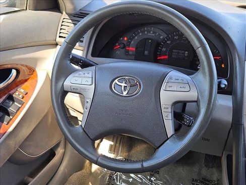 Used 2008 Toyota Camry XLE image 11