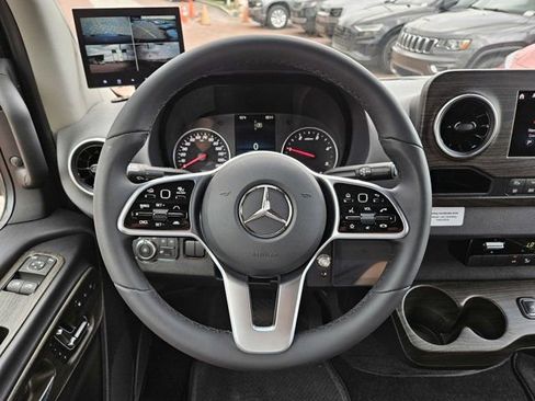 New 2024 Mercedes-Benz Sprinter 3500 image 17