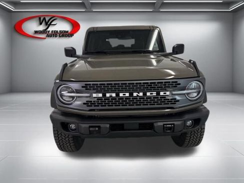 New 2026 Ford Bronco Badlands w/ Sasquatch Package AWD/4WD image 2