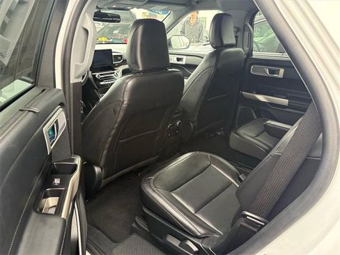 Used 2023 Ford Explorer Limited w/ Equipment Group 301A image 24
