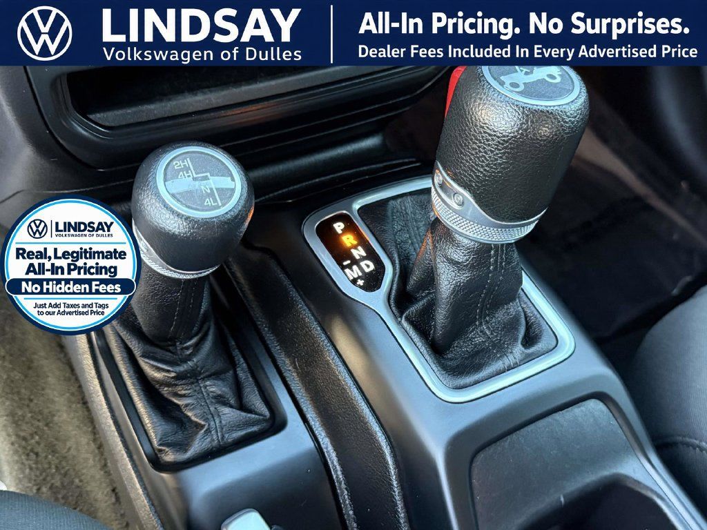 Used 2018 Jeep Wrangler Unlimited Sport S AWD/4WD image 20