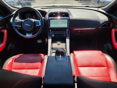 Used 2020 Jaguar F-PACE Checkered Flag AWD/4WD image 8